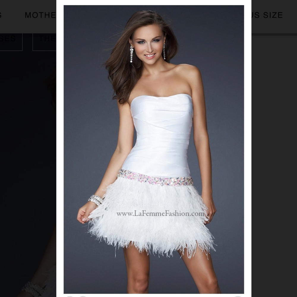 White strapless dress